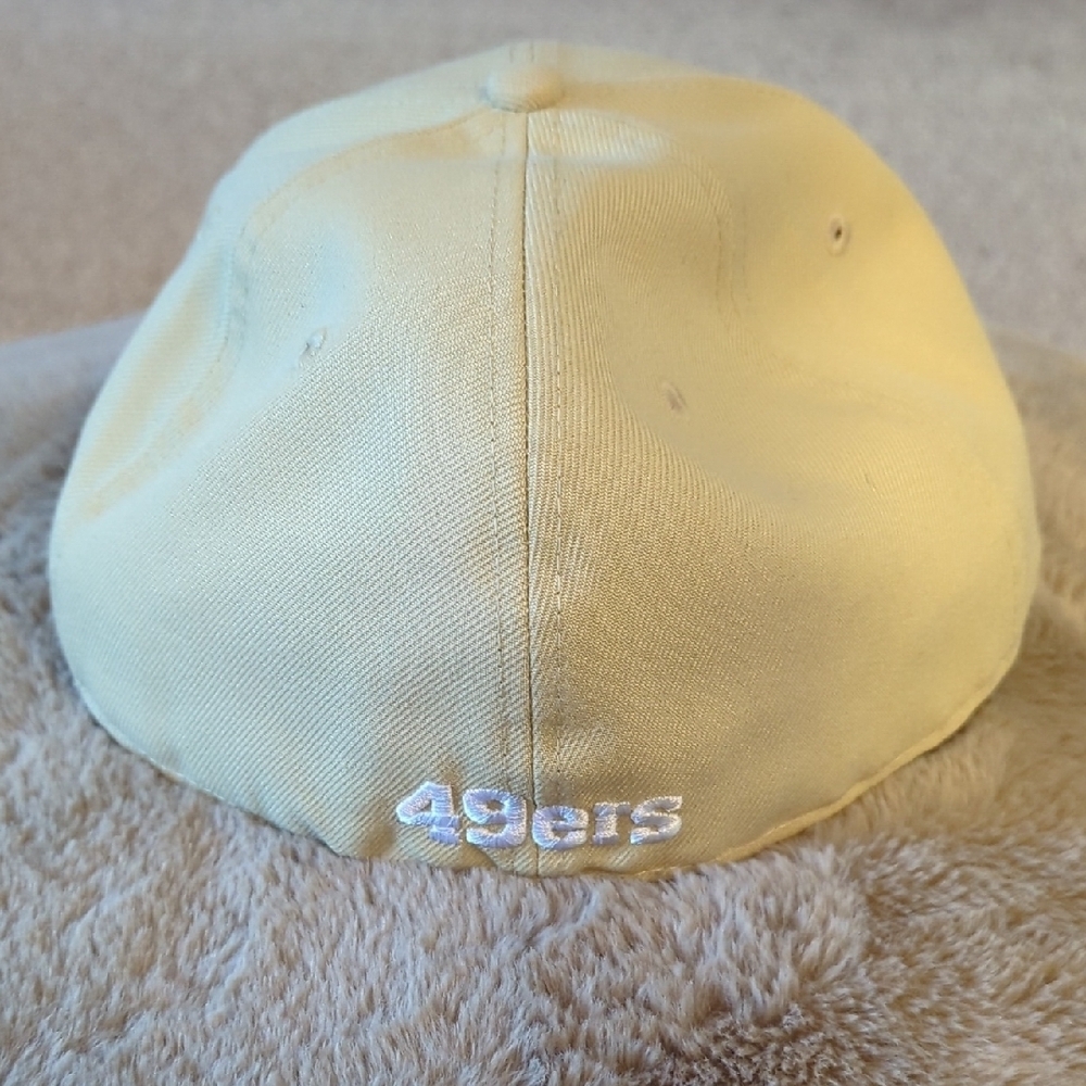 New Era 59FIFTY Light Tan Cap - Picture 3 of 7